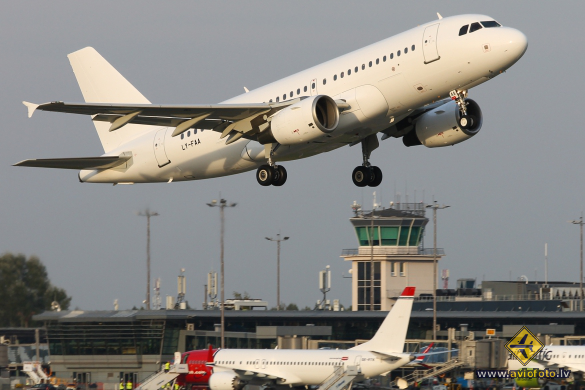 Airbus A319-112