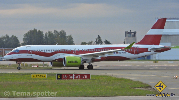 Airbus A220-300