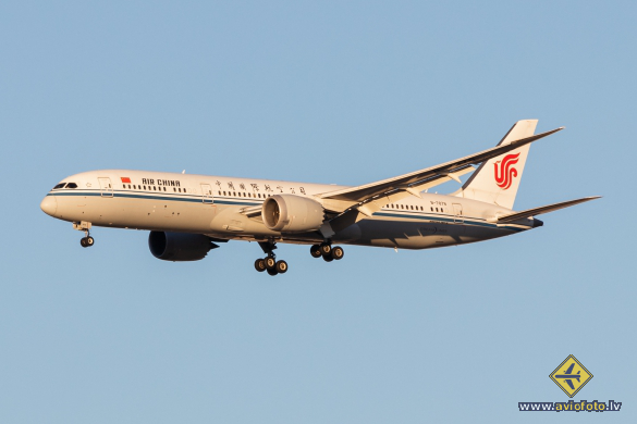 Boeing 787-9 Dreamliner
