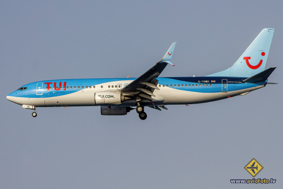 Boeing 737-8K5
