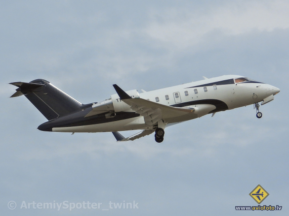 Bombardier Challenger 605 (CL-600-2B16)