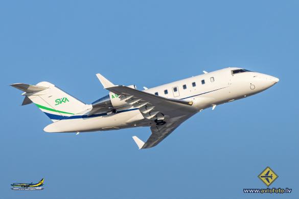 Bombardier Challenger 605 (CL-600-2B16)