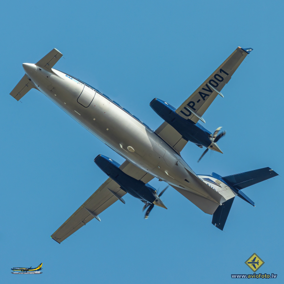 Piaggio P-180 Avanti Evo