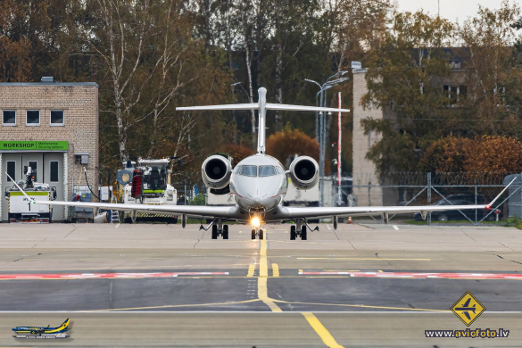 Bombardier Challenger 350 (BD-100-1A10)