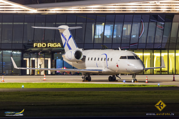 Bombardier Challenger 604 (CL-600-2B16)