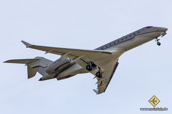 Bombardier Global Express XRS (BD-700-1A10)