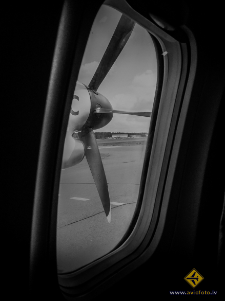 Bombardier DHC-8-402 Q400