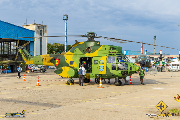 Aerospatiale (IAR) IAR-330L Puma
