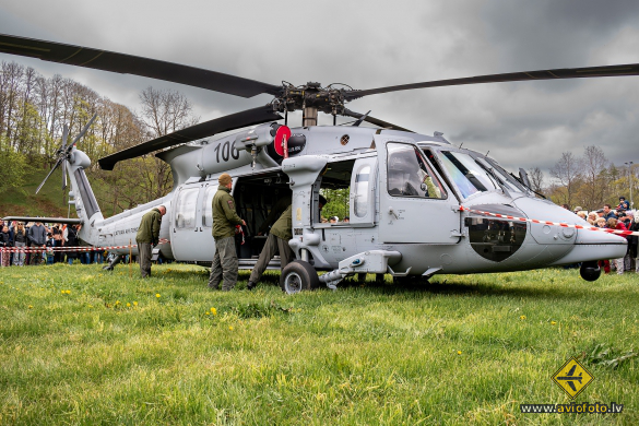 Sikorsky UH-60M Black Hawk (S-70A)