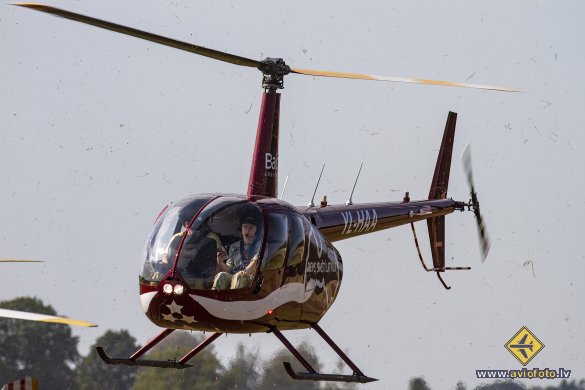 Robinson R-44 Raven II