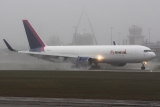 Boeing 767-304/ER(BCF)