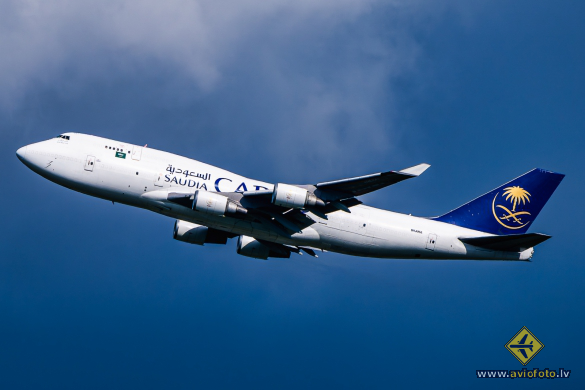 Boeing 747-45E(BDSF)