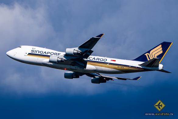 Boeing 747-412F/SCD