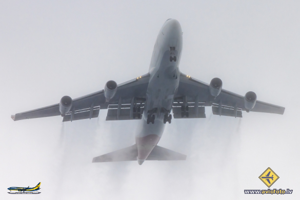 Boeing 747-446(BCF)