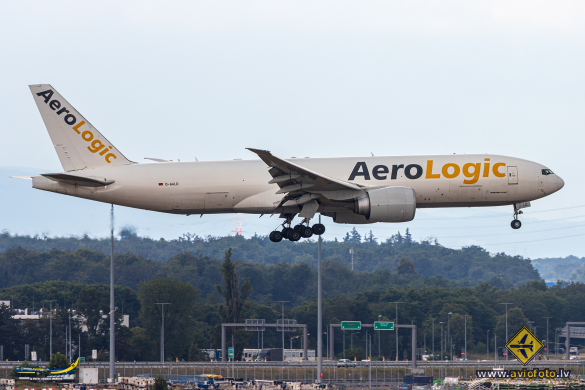 Boeing 777-FZN