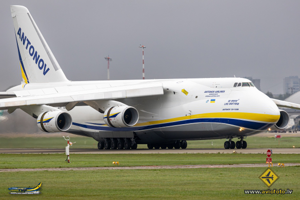 Antonov An-124-100M Ruslan
