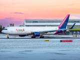 Boeing 767-304/ER(BCF)
