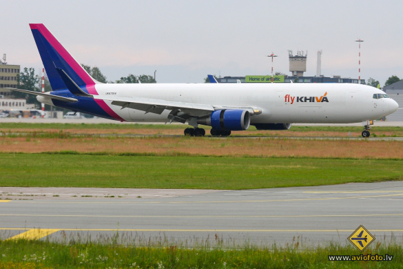 Boeing 767-304/ER(BCF)