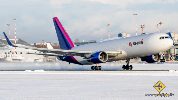 Boeing 767-304/ER(BCF)