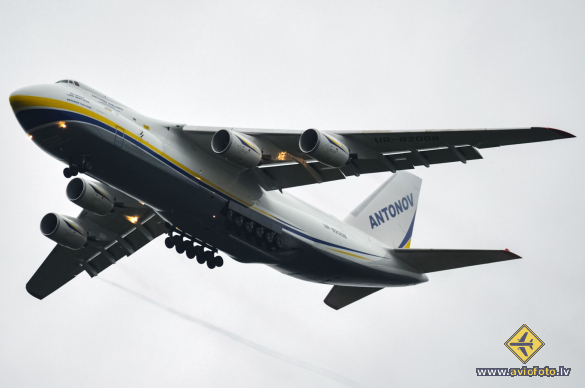 Antonov An-124-100M Ruslan