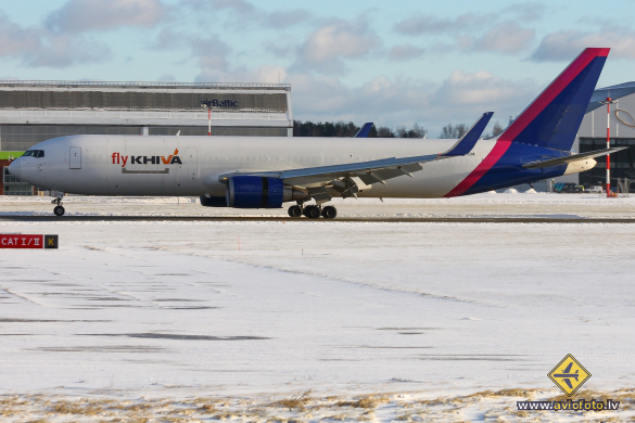 Boeing 767-304/ER(BCF)