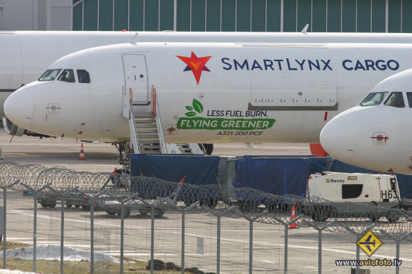 Airbus A321-211(P2F)