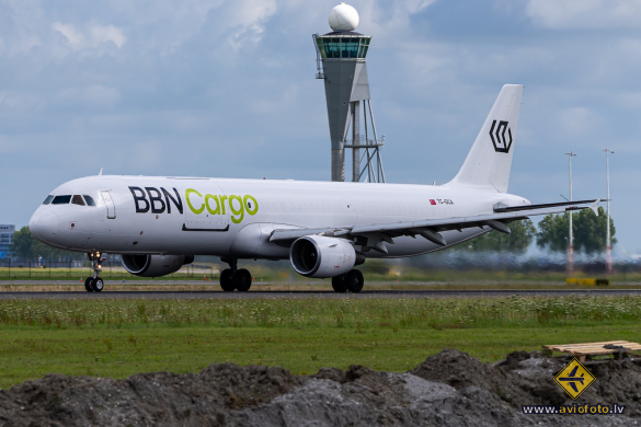 Airbus A321-211(P2F)