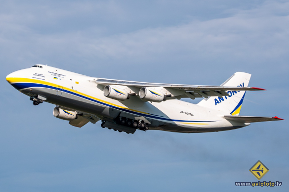 Antonov An-124-100M Ruslan