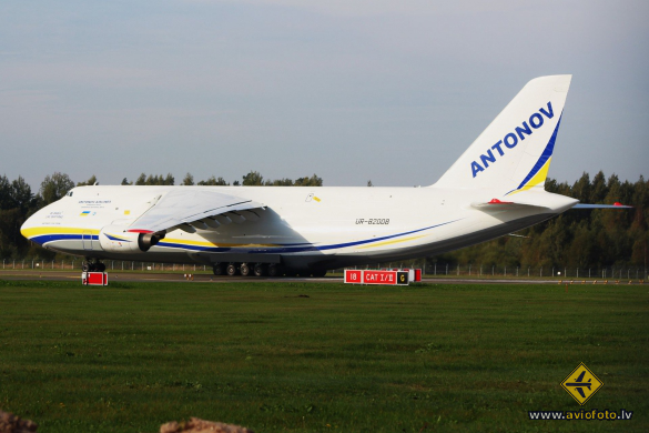 Antonov An-124-100M Ruslan