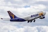 Boeing 747-422