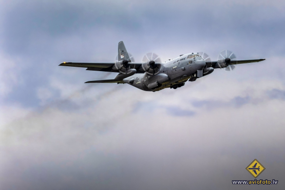 Lockheed Martin C-130H Hercules (L-382)