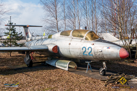 Aero L-29 Delfin