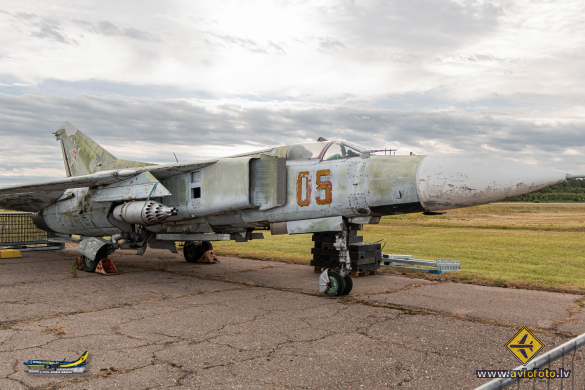 Mikoyan-Gurevich MiG-27