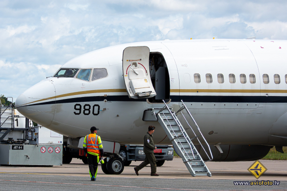 Boeing C-40A Clipper (737-7AFC)