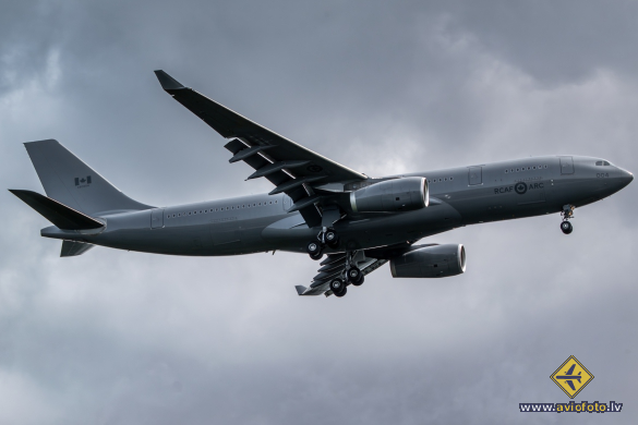 Airbus CC-330 (A330-243)