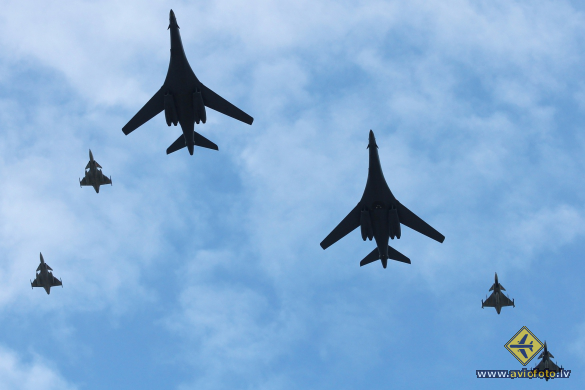 Rockwell B-1B Lancer