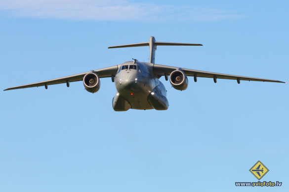 Embraer KC-390 (EMB-390)