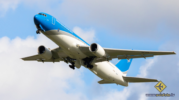 Boeing 767-338/ER