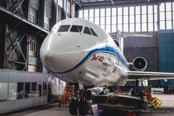 Yakovlev Yak-42