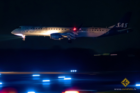 Embraer 195LR (ERJ-190-200LR)