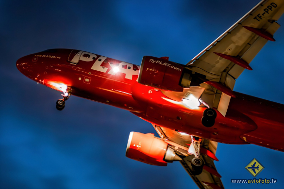 Airbus A320-251N