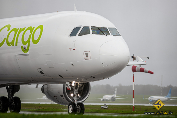 Airbus A321-211(P2F)