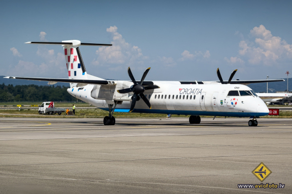 Bombardier DHC-8-402 Q400