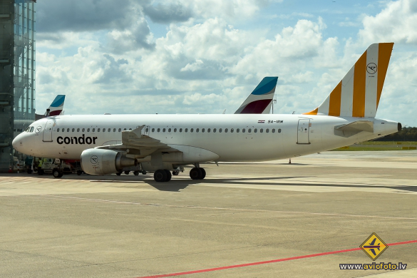 Airbus A320-214