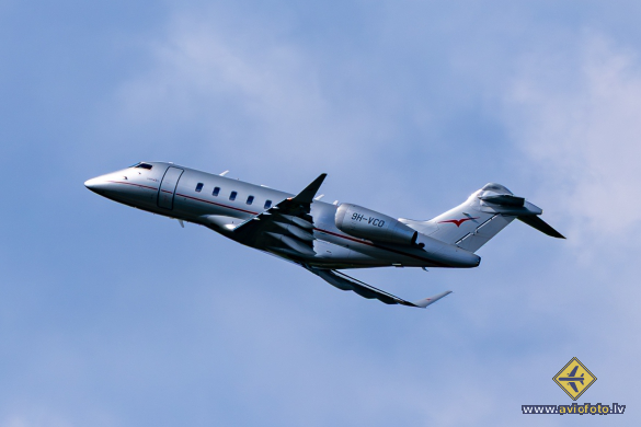 Bombardier Challenger 300 (BD-100-1A10)
