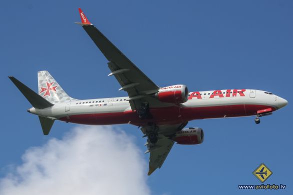 Boeing 737-8 MAX 200
