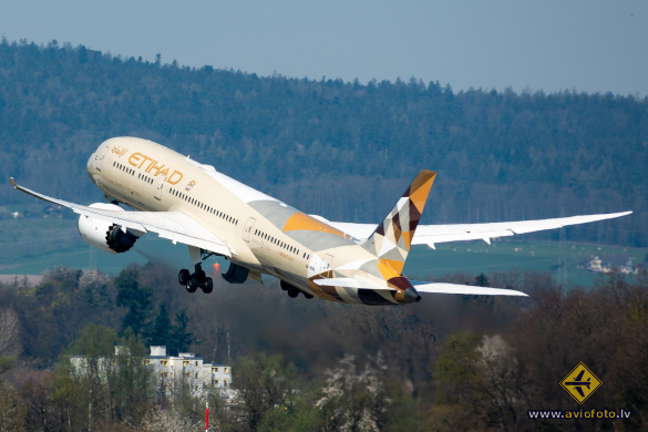 Boeing 787-9 Dreamliner