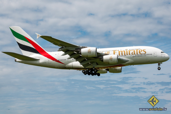 Airbus A380-861