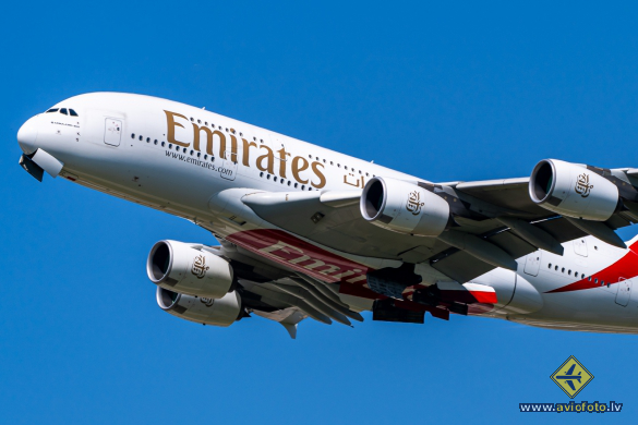Airbus A380-861