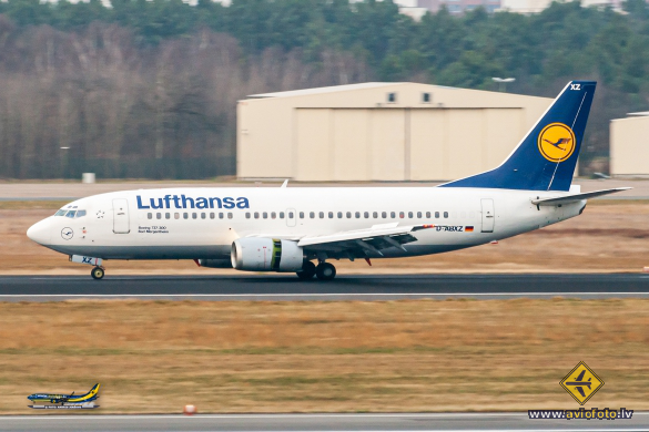 Boeing 737-330